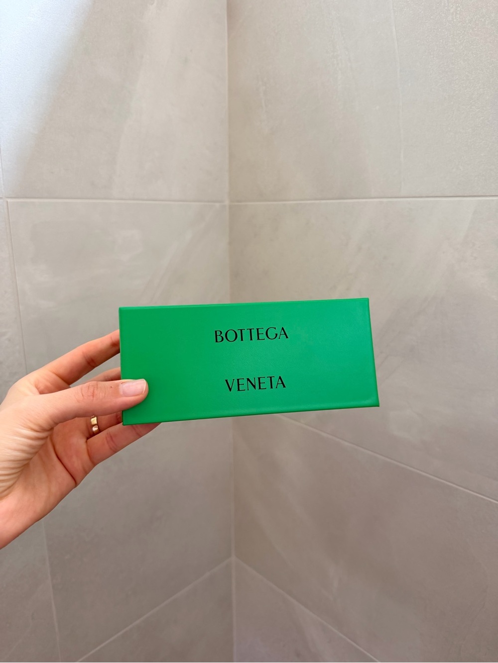 Authentic Bottega Veneta Green Sunglasses Eyeglasses Case + Cleaning Cloth